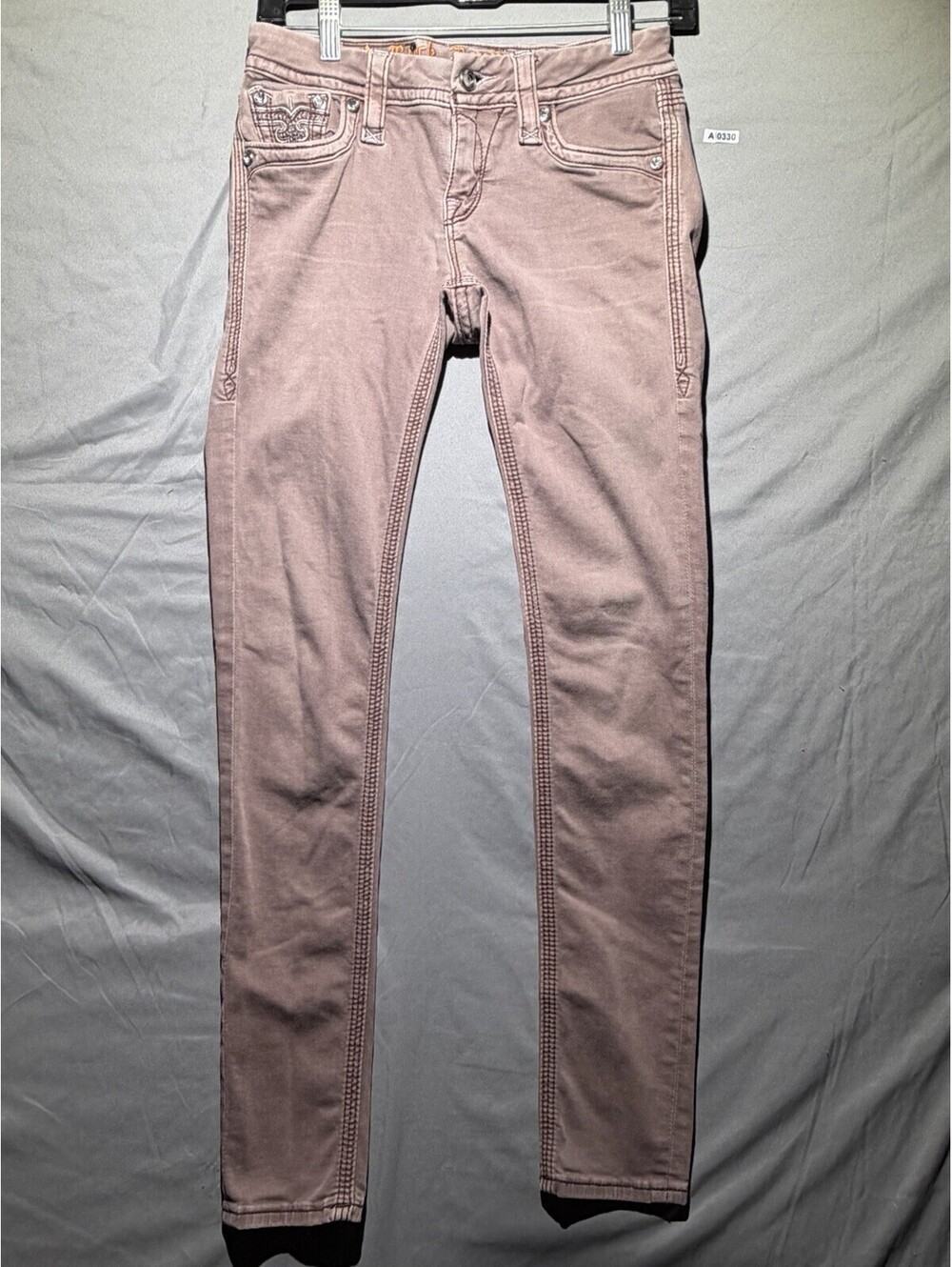💕Rock Revival Margie Skinny Jeans Size 26 (27x30) Rose Colored Distressed💕 - Picture 2 of 10